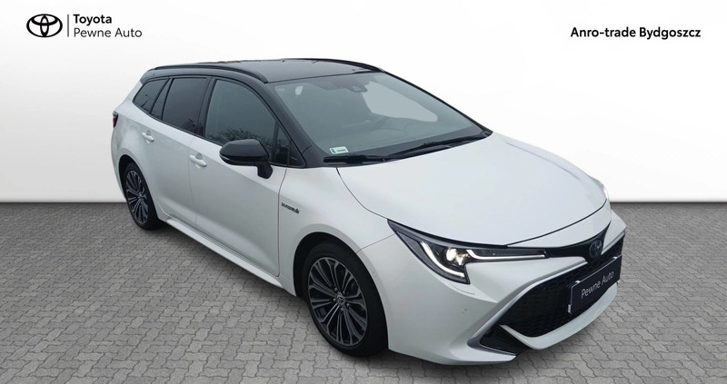 Toyota Corolla cena 90300 przebieg: 131109, rok produkcji 2019 z Nowy Staw małe 326